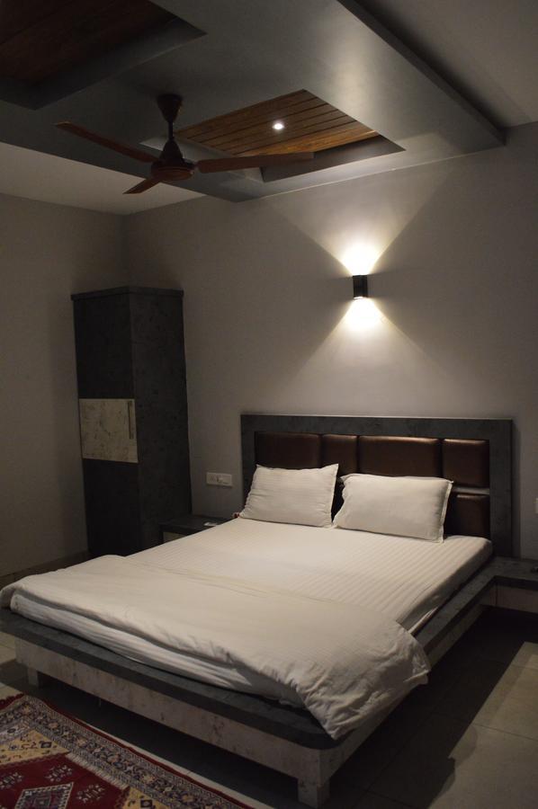 Resort Ruturaj Inn Alibag Zewnętrze zdjęcie